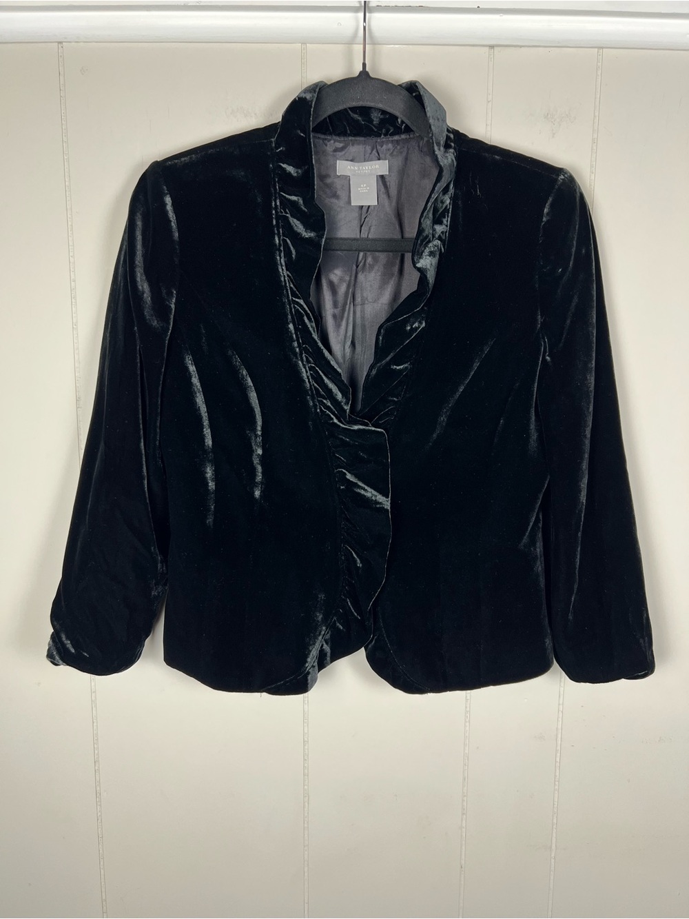 Whimsigoth Romantic Goth Black Velvet Ruffled Short Blazer Crop 4 Petite